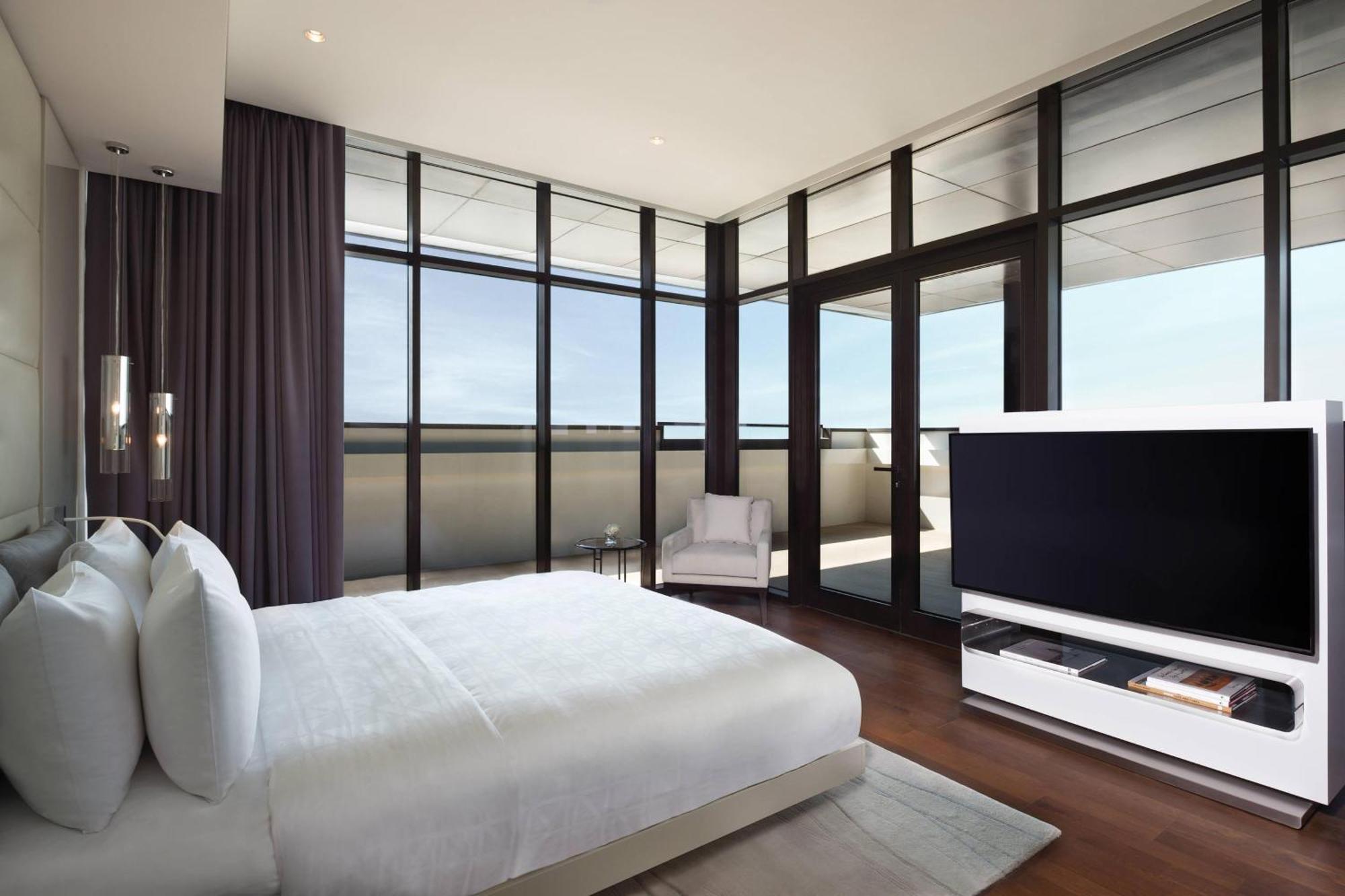 La Ville Hotel & Suites City Walk Dubai, Autograph Collection Exteriér fotografie A bedroom at The Ritz-Carlton, Melbourne